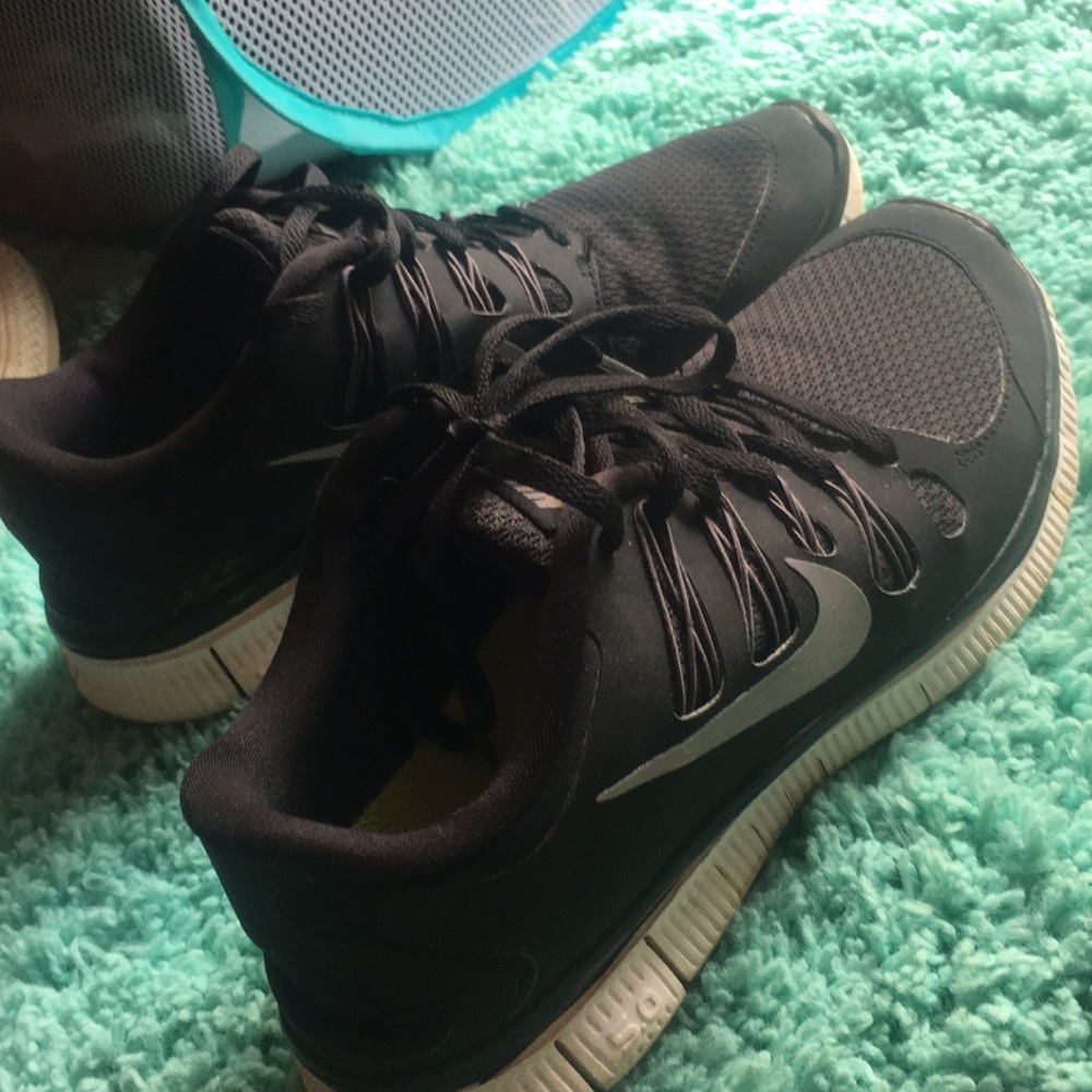 NIKE FREE 5.0